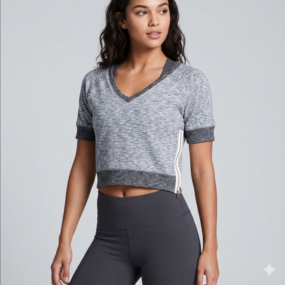 Victorias Secret Short Sleeve Sweater Top Womens Large Gray